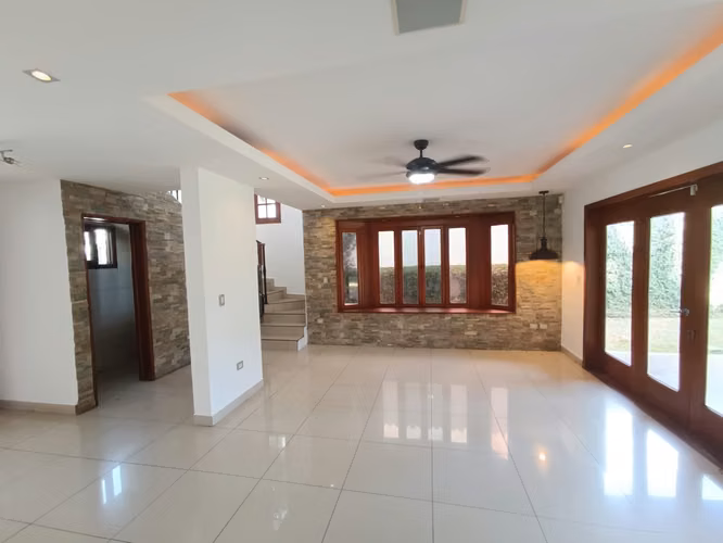 Condominio estefania contiguo colegio Lincoln - Imagen 6