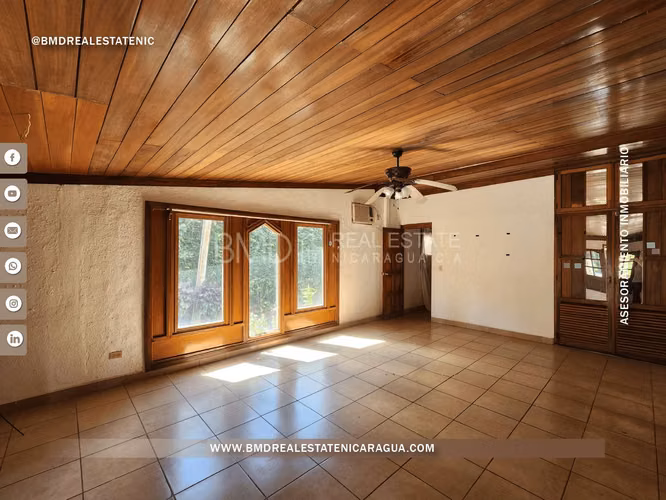 Se vende casa ubicada en Km 14 de Carretera Sur rodeada de naturaleza 0309