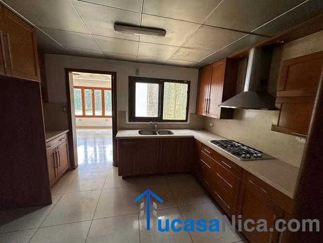 las colinas rento casa grande y amplios jardines - Imagen 14