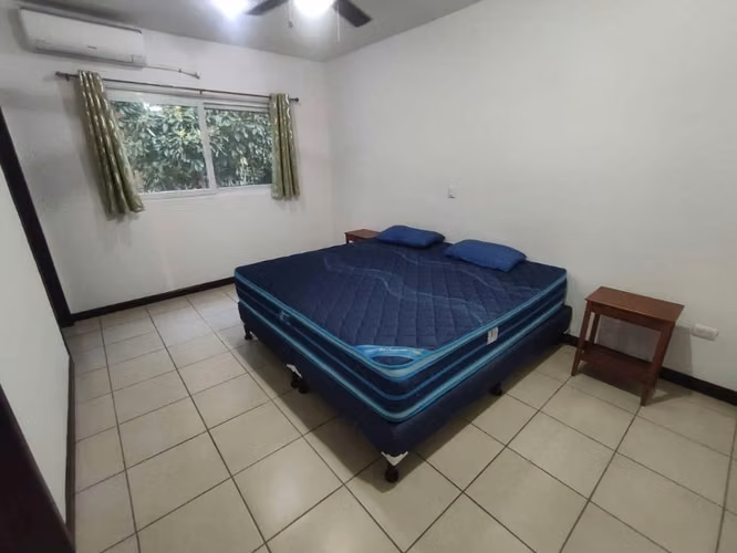 Rento Casa Amueblada en Las Colinas - Imagen 5