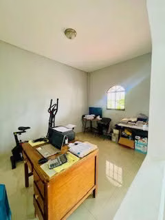 Hermosa casa, Amplia y Moderna en la Ciudad de Granada - Imagen 7