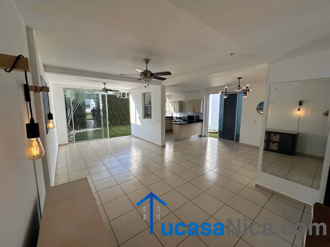 Moderna casa en santo Domingo con piscina comunal - Imagen 2