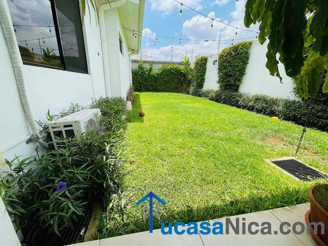 SE RENTA moderna casa en Condominio Residencial - Imagen 4