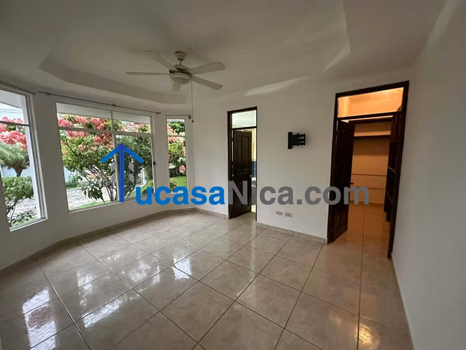 Casa con piscina propia en las colinas - Imagen 12