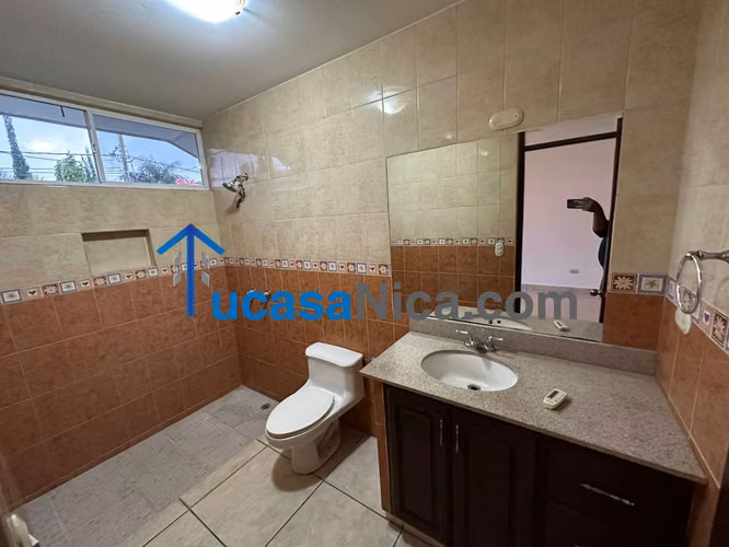 Casa con piscina propia en las colinas - Imagen 11