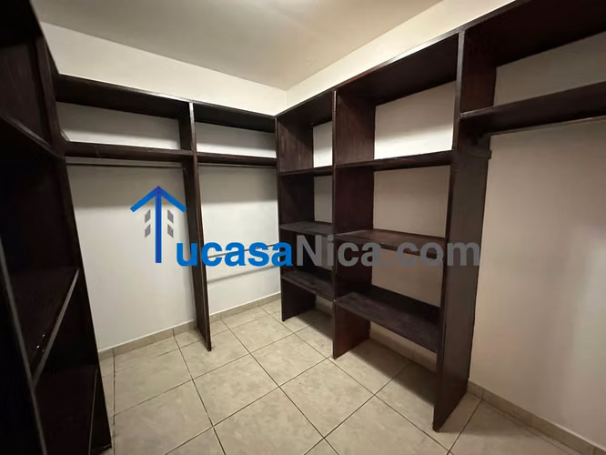 Casa con piscina propia en las colinas - Imagen 10