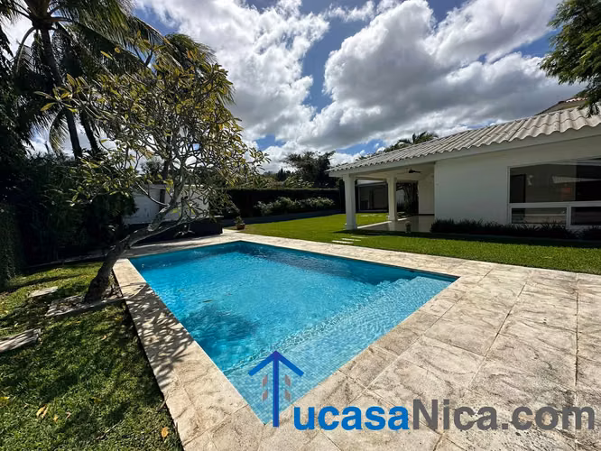 altos de santo domingo preciosa casa en renta