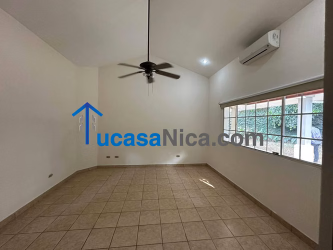 Casa grande en las colinas 5 habitaciones con 4.5 baños - Imagen 13