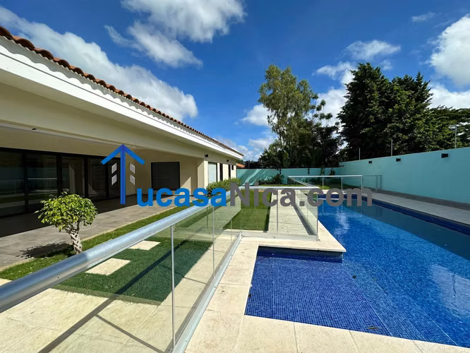 Santo Domingo Rent a Modern House