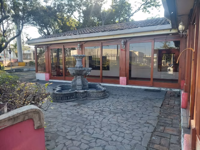 KC-SE VENDE PLAZA COMERCIAL ROTONDA EL GUEGUENSE, MANAGUA - Imagen 17