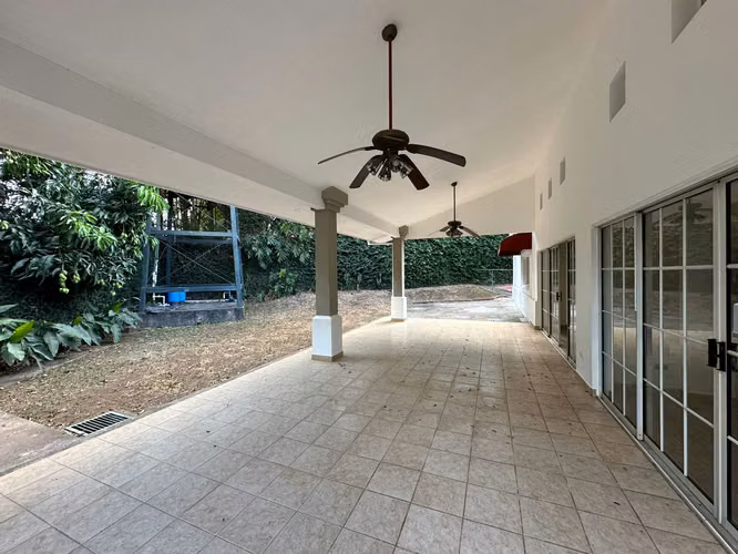 Casa de 4 habitaciones con sus baños - Imagen 10
