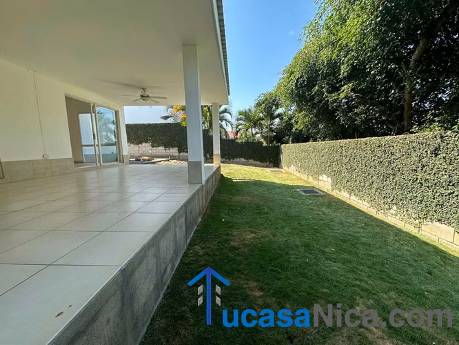 >Casa Estilo Moderno, cerca de galeria opcion de muebles - Imagen 6