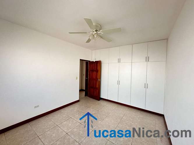Bellisima casa privda con piscina propia moderna