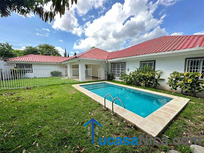 Bellisima casa privda con piscina propia moderna