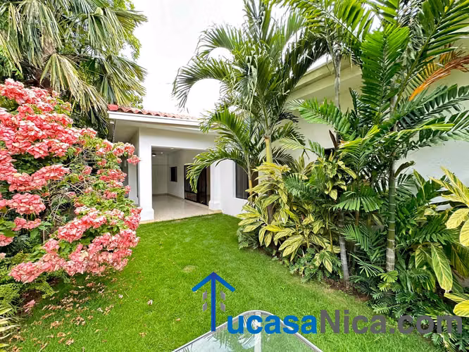 vendo casa en perfectas condociones en santo domingo
