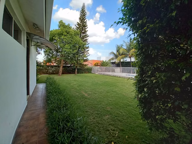 Casa con piscina en las colinas privada estilo quinta - Imagen 12