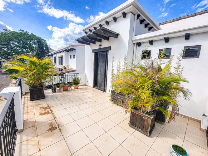 Rent Model Pamplona in the Cortijo