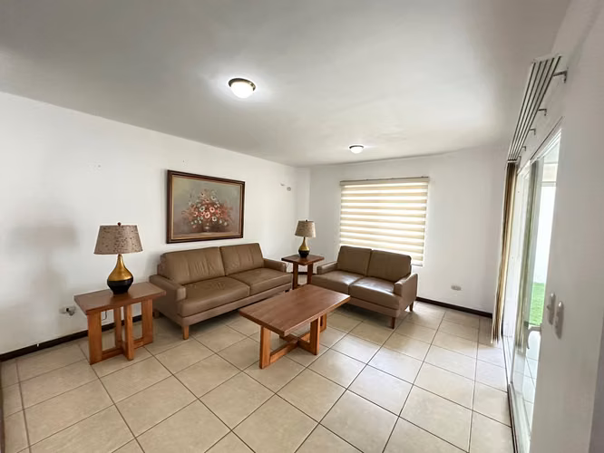 casa full muebles en las colinas de 6 habitaciones - Imagen 2