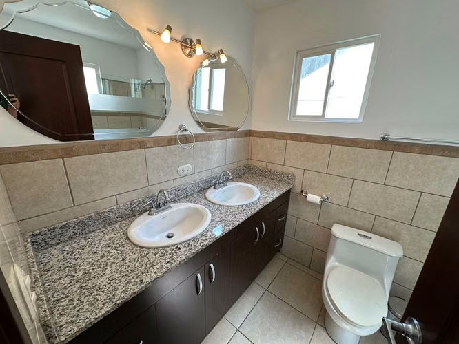 casa full muebles en las colinas de 6 habitaciones - Imagen 9