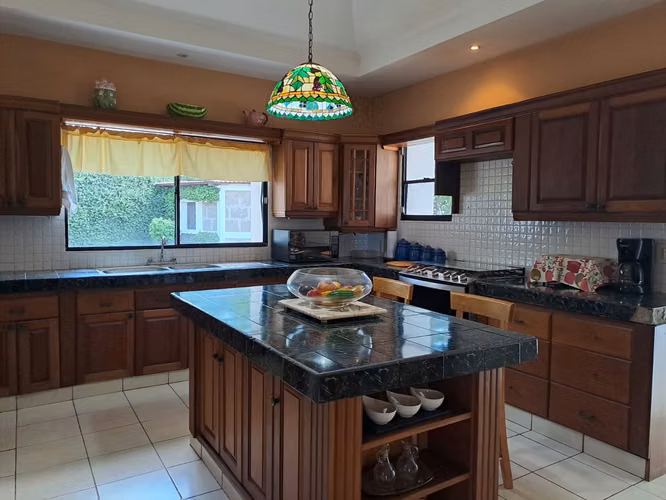 Venta de espectacular casa en Reparto Montefresco - Imagen 9