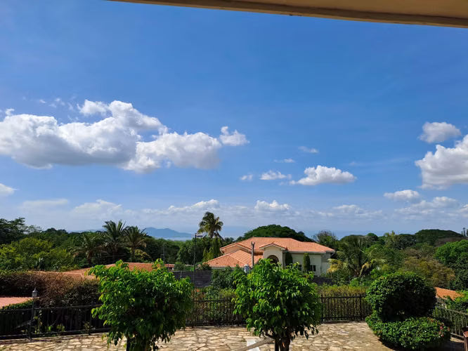 Venta de espectacular casa en Reparto Montefresco - Imagen 5