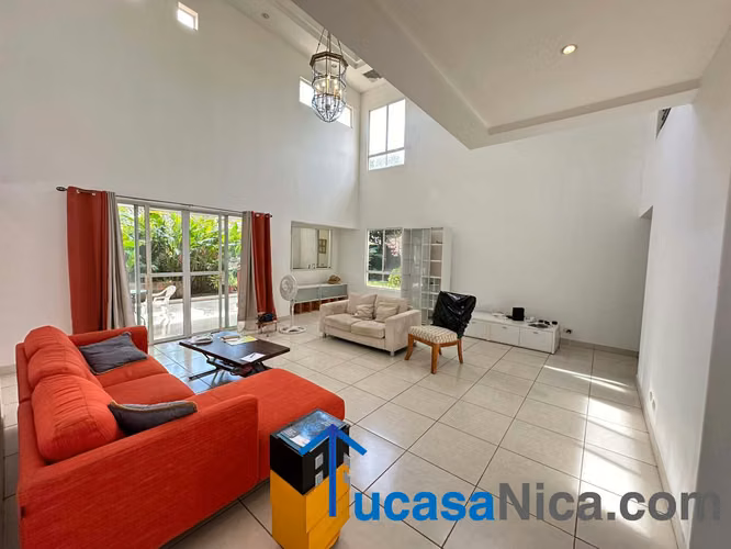 Casa grande en renta con piscina en las cumbres - Imagen 2