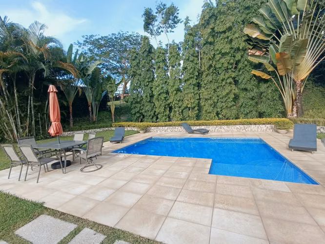 Santo Domingo casa con piscina