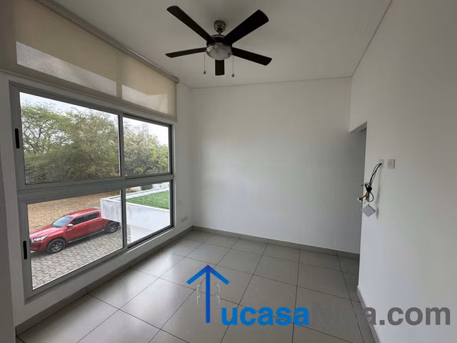Primera entrada a santo domingo managua - Imagen 2
