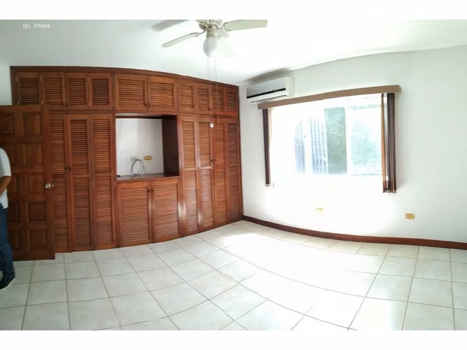 Condominio en Santo Domingo Casa Privada con Piscina - Imagen 18
