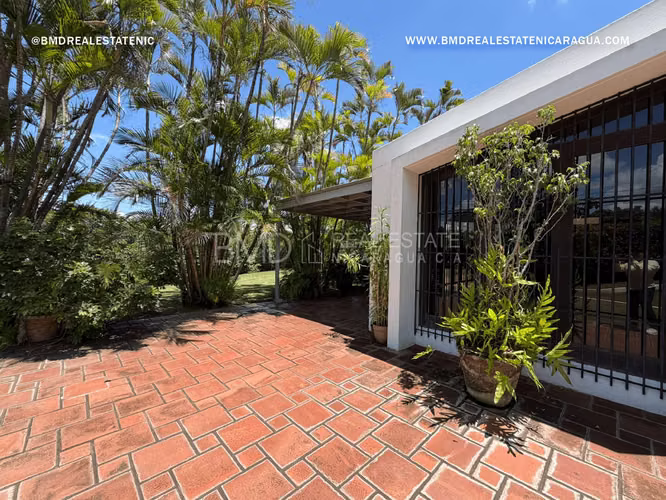 Descubre esta exclusiva residencia ubicada en el km 12.5 de Carretera Sur 0511