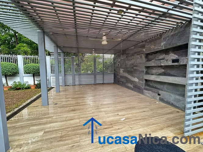 Moderna casa en la avenidad jean paul genie - Imagen 5