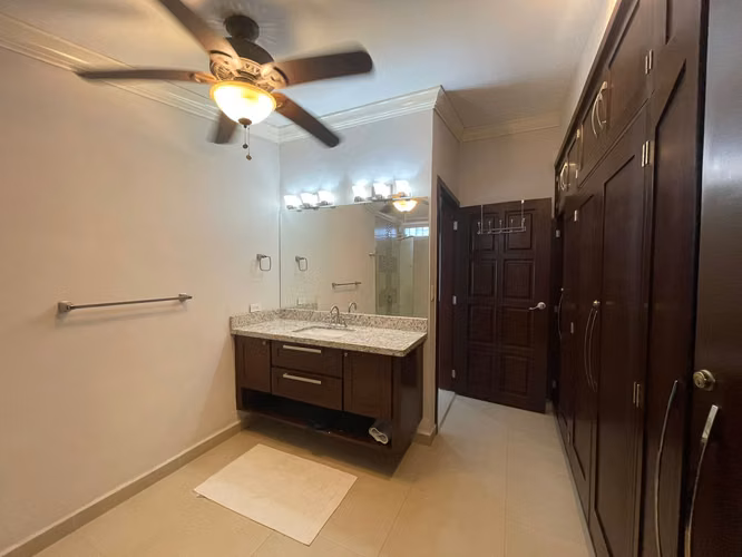 Venta de casa moderna en el km 14 de carretera sur - Imagen 9