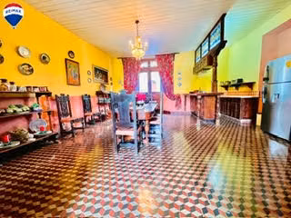 Preciosa casa de Estilo Colonial en Granada.
