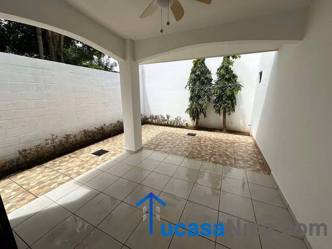 Condominio privado con piscina comunal ,,, moderno - Imagen 9