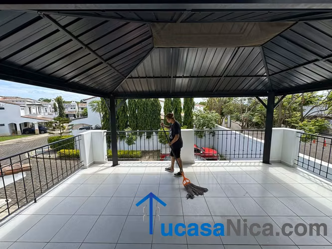 Condominio privado con piscina comunal ,,, moderno - Imagen 13
