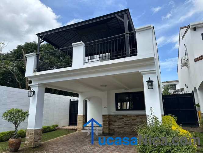 Condominio privado con piscina comunal ,,, moderno - Imagen 2