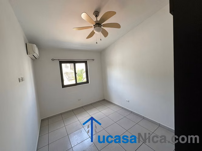 Condominio privado con piscina comunal ,,, moderno - Imagen 15