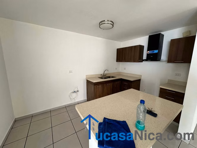 Condominio privado con piscina comunal ,,, moderno - Imagen 4