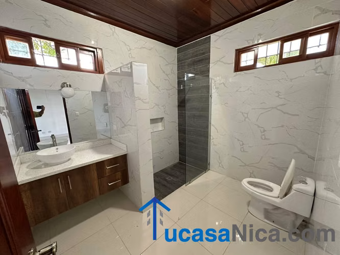 Santo Domingo casa con piscina sin muebles 4 habitaciones