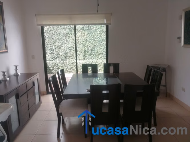Rento en las colinas casa de 4 habitaciones con 3.5 baños grande - Imagen 2