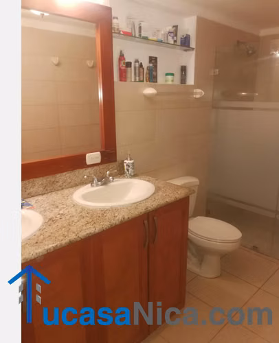 Rento en las colinas casa de 4 habitaciones con 3.5 baños grande - Imagen 9