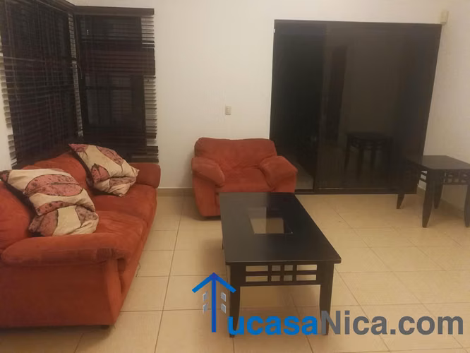 Rento en las colinas casa de 4 habitaciones con 3.5 baños grande - Imagen 4