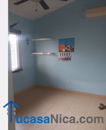 Rento en las colinas casa de 4 habitaciones con 3.5 baños grande - Imagen 14