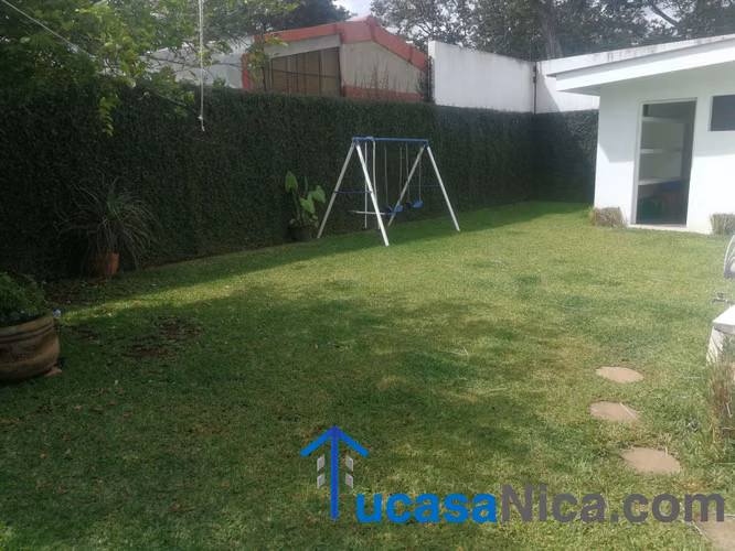 Rento en las colinas casa de 4 habitaciones con 3.5 baños grande - Imagen 12
