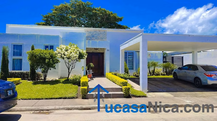 Casa con Muebles en condominio seguro - Imagen 2