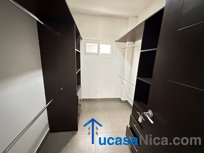 Elegancia de vivienda con acabados Moderno - Imagen 9