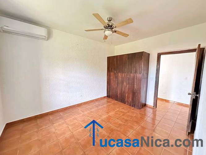 Casa Estilo Quinta en santo domingo .