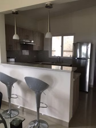Cerca de las colinas - Imagen 4