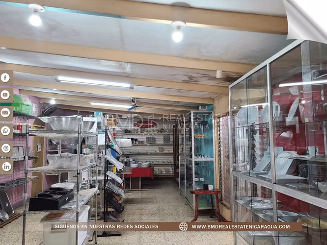 En venta casa en Los Robles para inversión en zona comercial. - Imagen 4