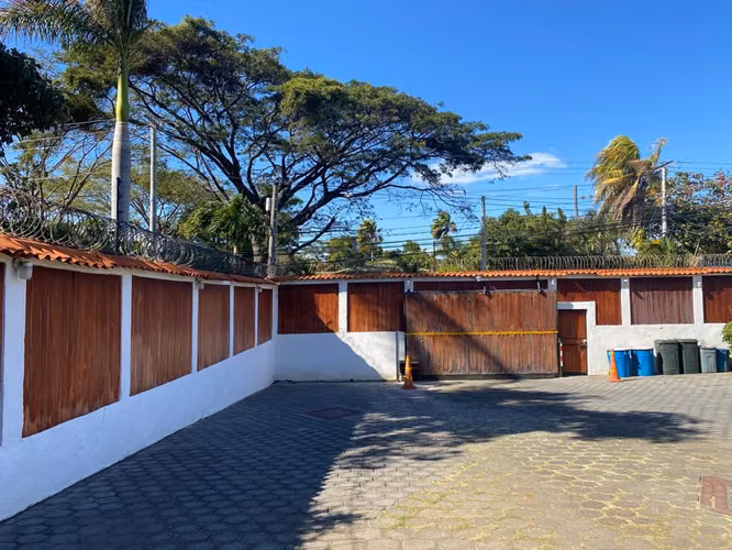 Espaciosa Residencia en Renta en Las Colinas, Managua - Imagen 12